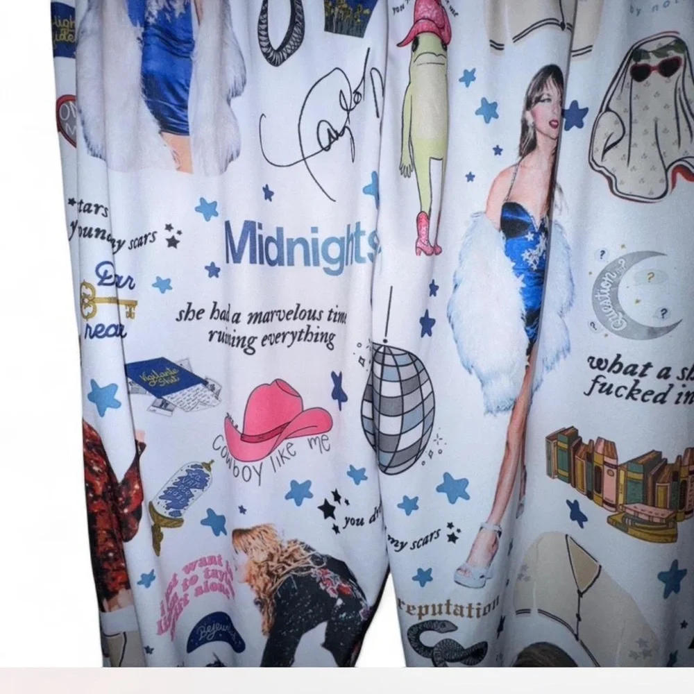 Taylor Swift Swiftie Graphic Lounge Pants w Pockets Size Medium - Picture 6 of 13